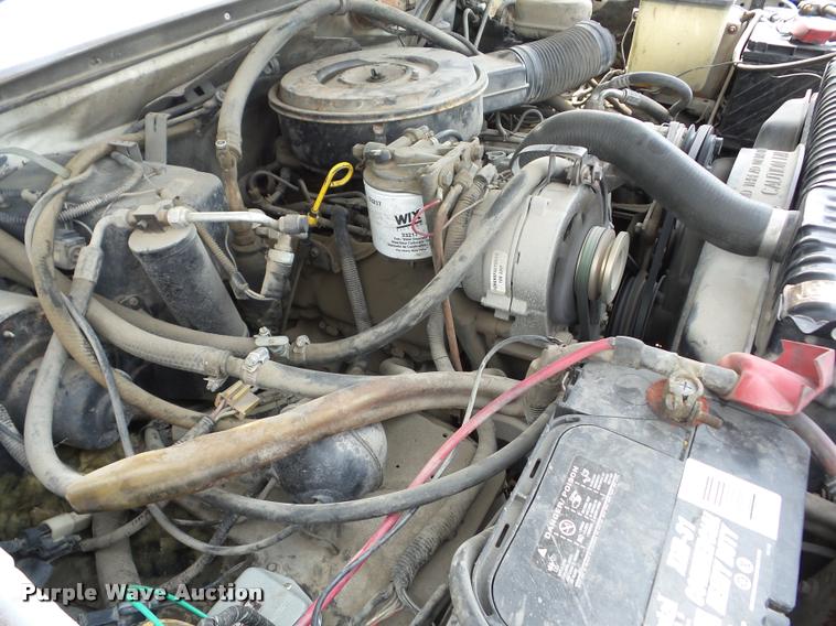 image for item K6455 1990 Ford F450 Super Duty flatbed truck