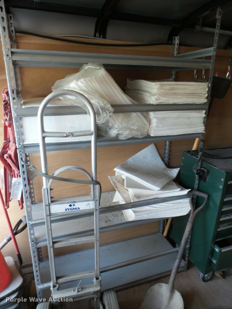 image for item K6456 2008 Interstate L10228TA3 enclosed cargo trailer