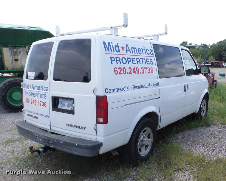 image for item K6461 2003 Chevrolet Astro Cargo van