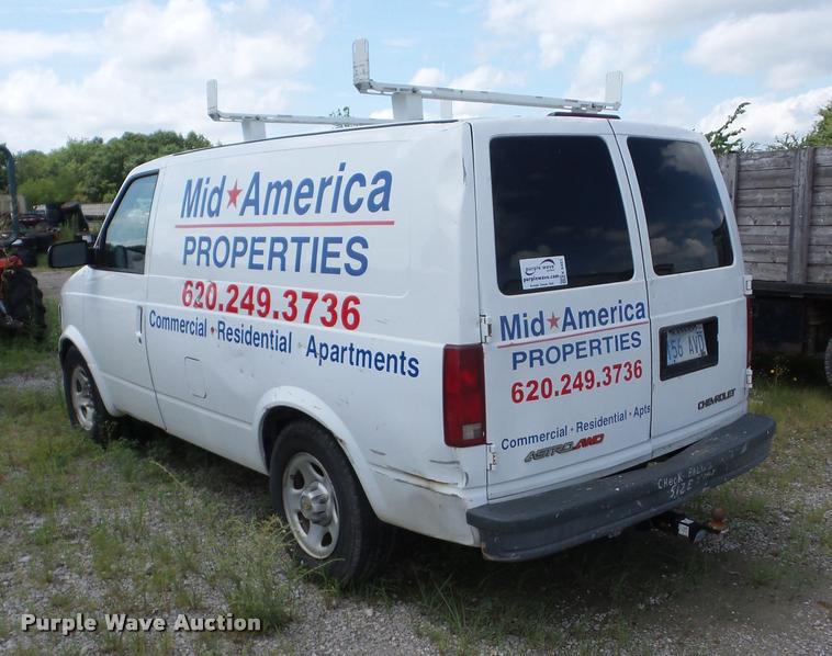 image for item K6461 2003 Chevrolet Astro Cargo van