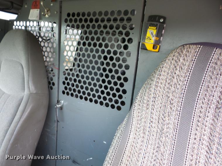 image for item K6461 2003 Chevrolet Astro Cargo van