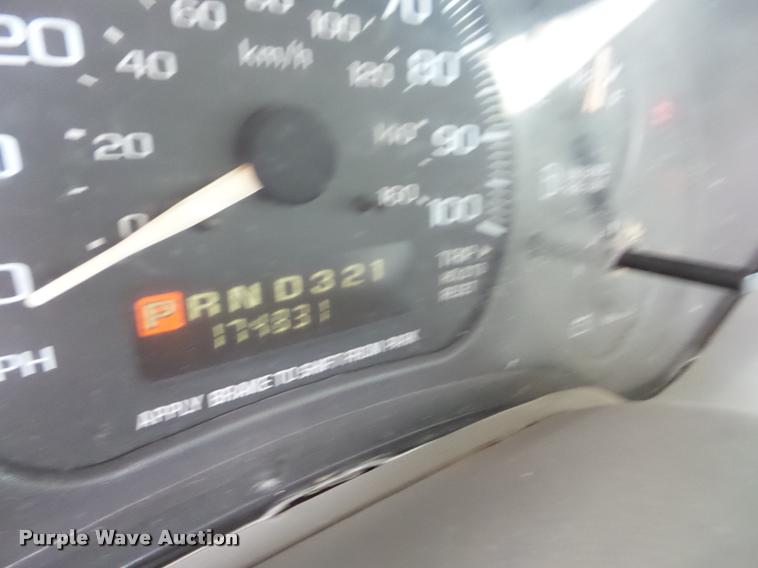 image for item K6461 2003 Chevrolet Astro Cargo van