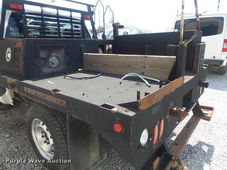 image for item K7548 2011 Ford F150 XLT flatbed pickup truck