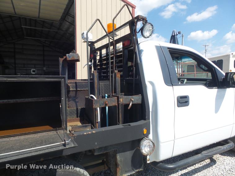 image for item K7548 2011 Ford F150 XLT flatbed pickup truck