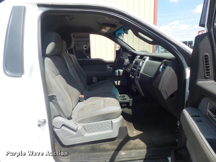 image for item K7548 2011 Ford F150 XLT flatbed pickup truck