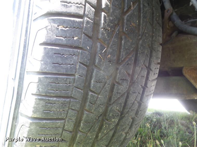 image for item K7552 2001 Ford F150 XL pickup truck