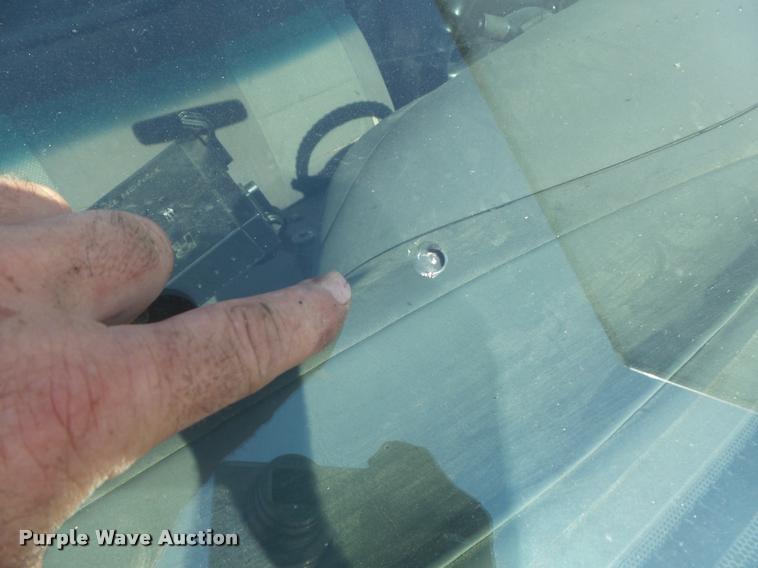 image for item K7552 2001 Ford F150 XL pickup truck