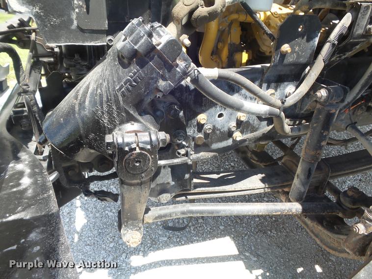 image for item K7553 2004 Ford F750 Super Duty XL truck chassis