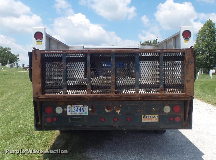 image for item K7556 2001 Ford F350  XL Super Duty service truck