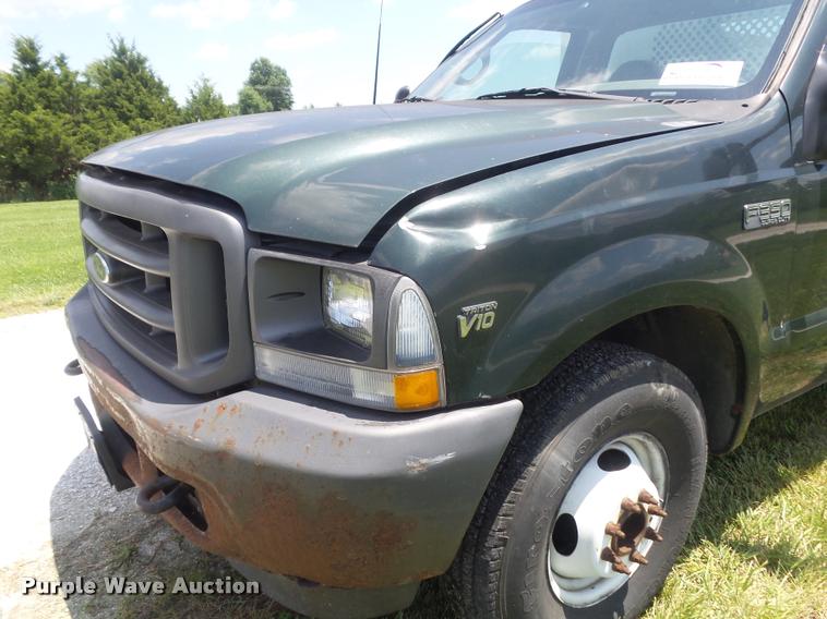 image for item K7556 2001 Ford F350  XL Super Duty service truck