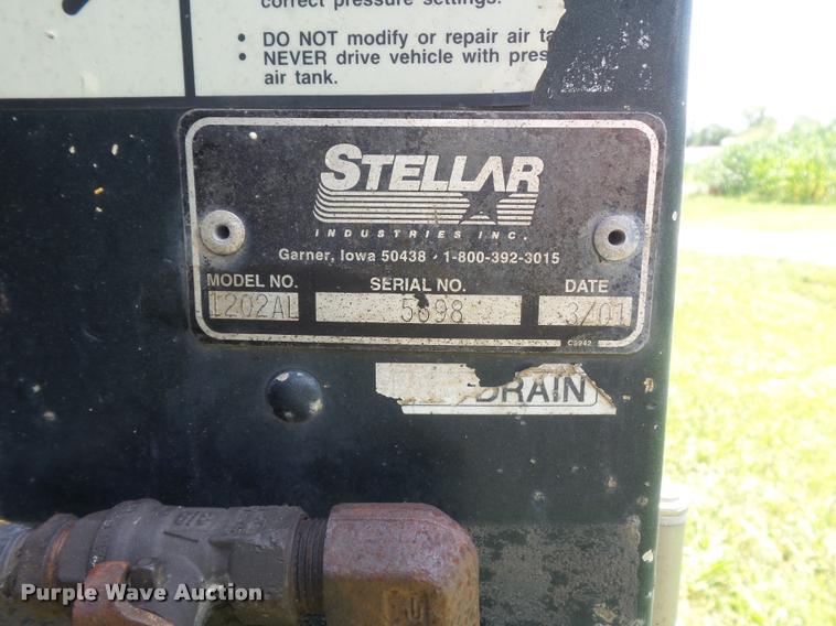 image for item K7556 2001 Ford F350  XL Super Duty service truck