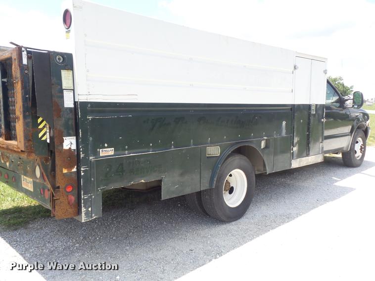 image for item K7556 2001 Ford F350  XL Super Duty service truck
