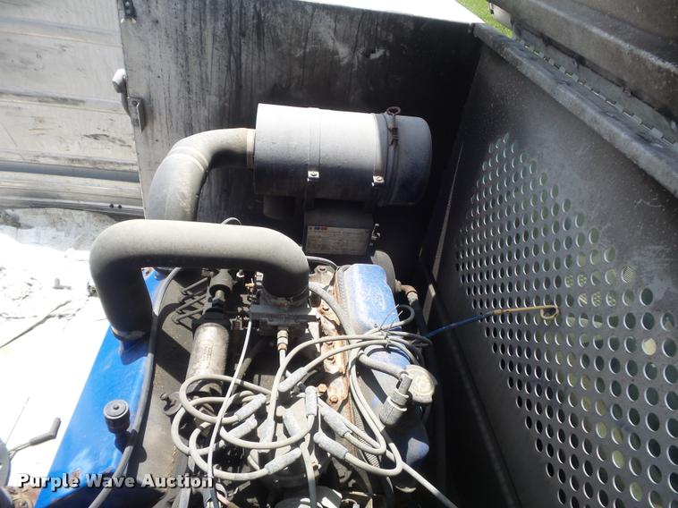 image for item K7556 2001 Ford F350  XL Super Duty service truck