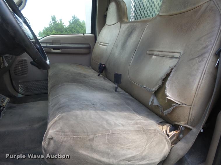 image for item K7556 2001 Ford F350  XL Super Duty service truck