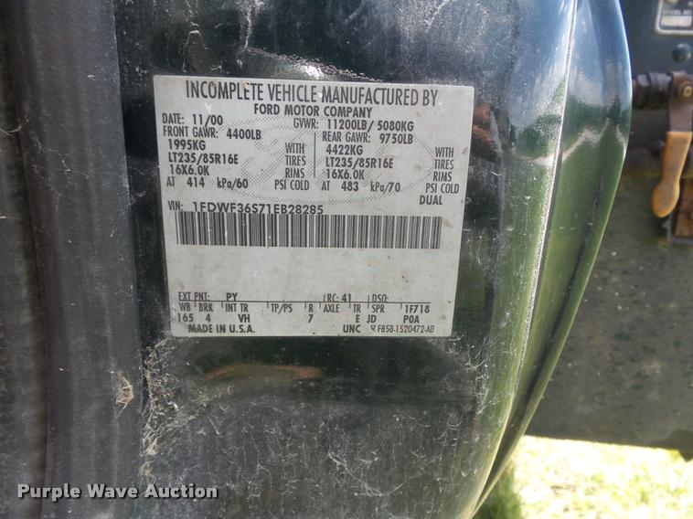 image for item K7556 2001 Ford F350  XL Super Duty service truck