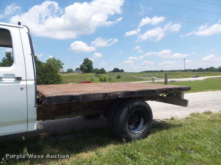 image for item K7557 1996 Ford F350 XL flatbed pickup truck
