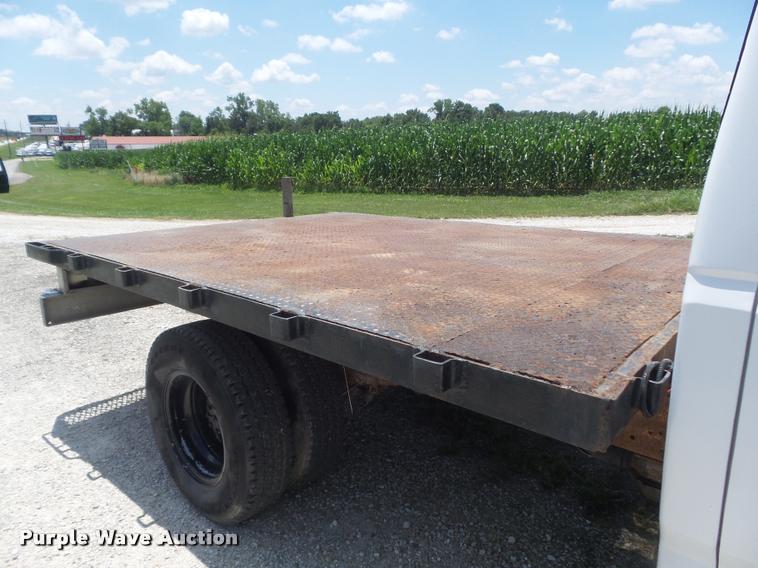 image for item K7557 1996 Ford F350 XL flatbed pickup truck