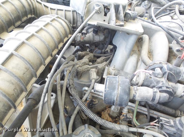 image for item K7557 1996 Ford F350 XL flatbed pickup truck