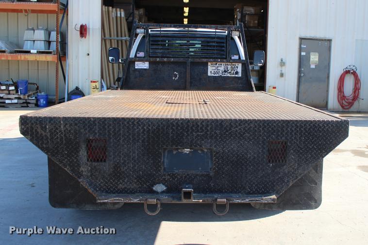 image for item L3177 2002 Dodge Ram 3500 SLT flatbed pickup truck