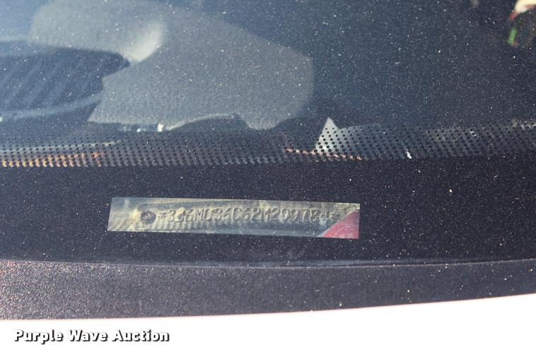 image for item L3177 2002 Dodge Ram 3500 SLT flatbed pickup truck