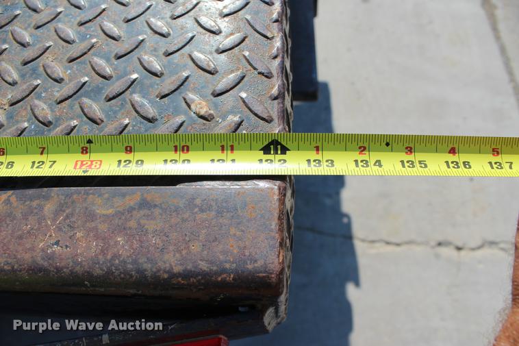 image for item L3177 2002 Dodge Ram 3500 SLT flatbed pickup truck