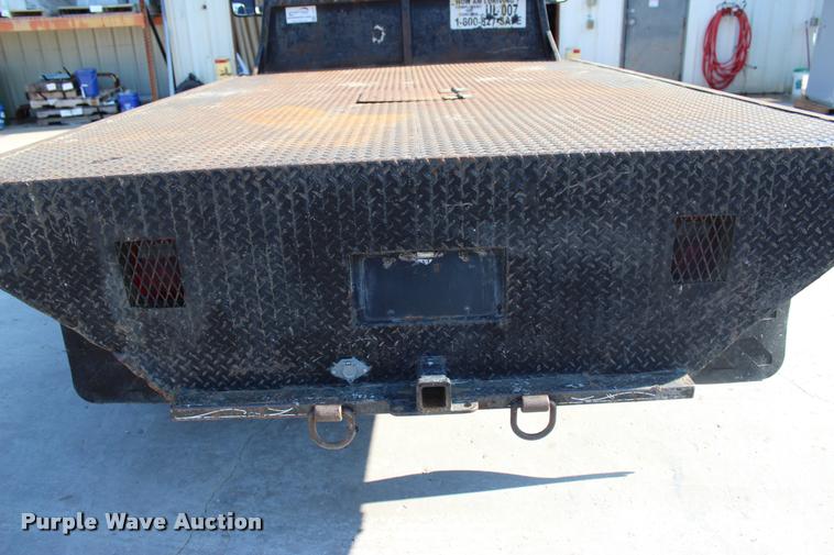 image for item L3177 2002 Dodge Ram 3500 SLT flatbed pickup truck