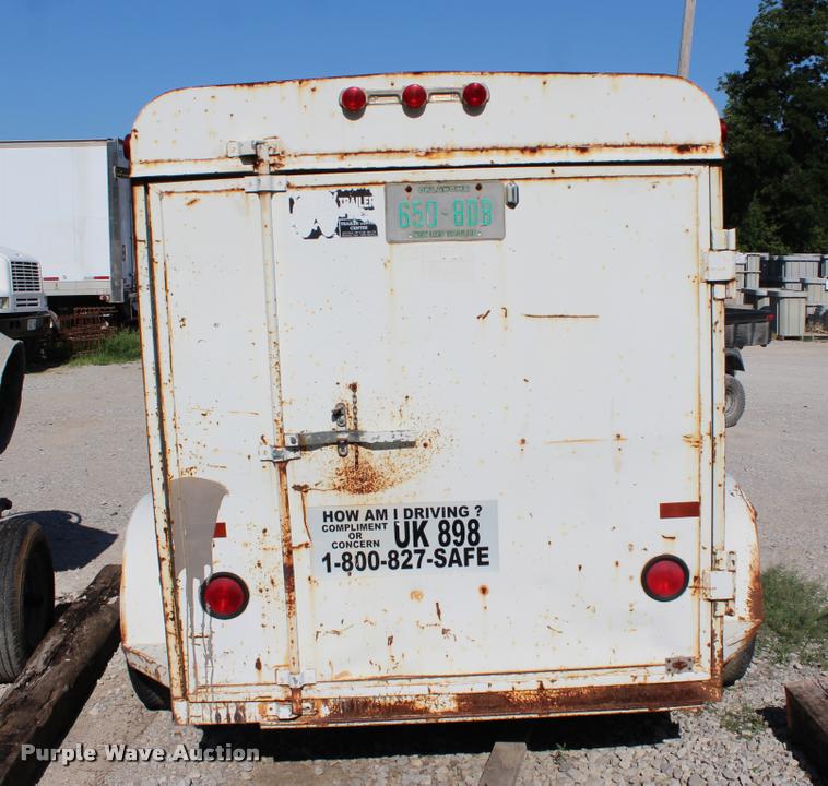 image for item L3178 1998 WW enclosed cargo trailer
