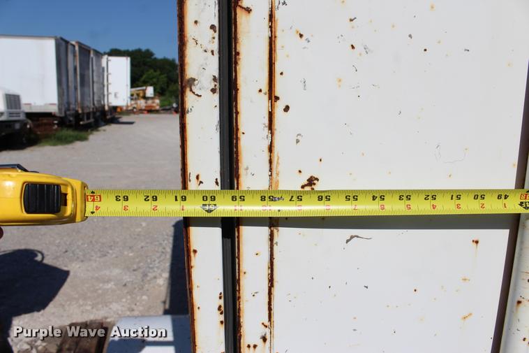 image for item L3178 1998 WW enclosed cargo trailer