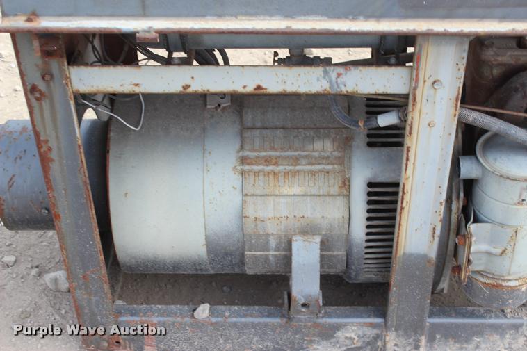 image for item L3186 Lincoln SA-200-F-163 arc welder