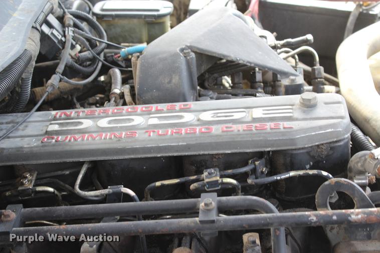 image for item L3194 1994 Dodge Ram 2500 flatbed pickup truck