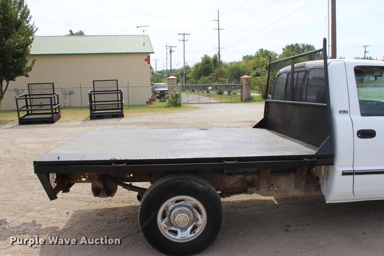 image for item L3194 1994 Dodge Ram 2500 flatbed pickup truck