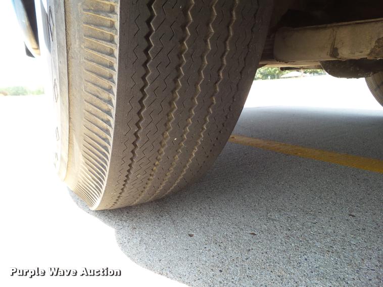 image for item L5621 1951 Chrysler Windsor Deluxe