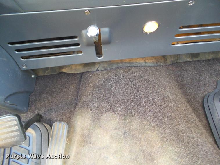 image for item L5621 1951 Chrysler Windsor Deluxe