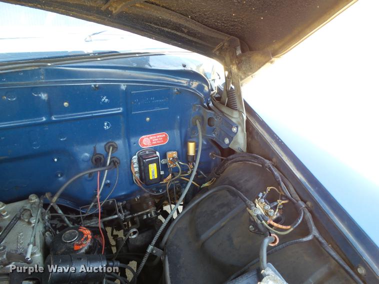 image for item L5621 1951 Chrysler Windsor Deluxe