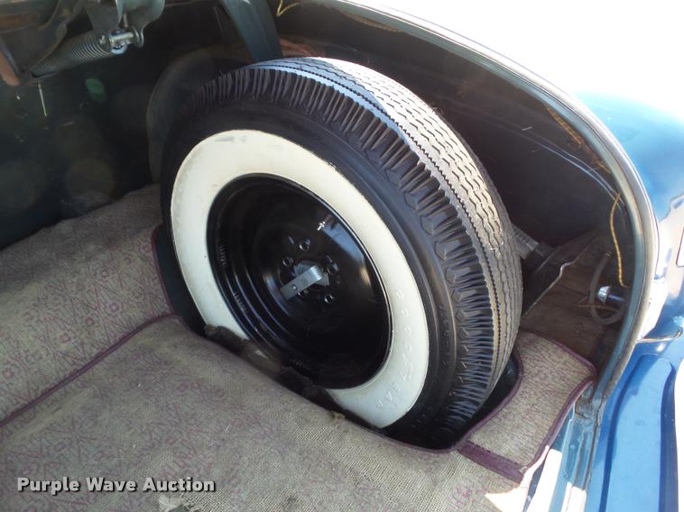 image for item L5621 1951 Chrysler Windsor Deluxe