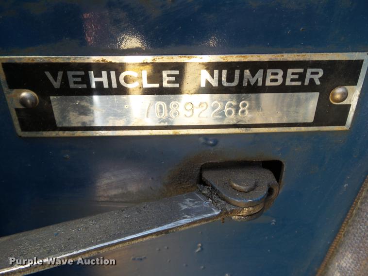 image for item L5621 1951 Chrysler Windsor Deluxe