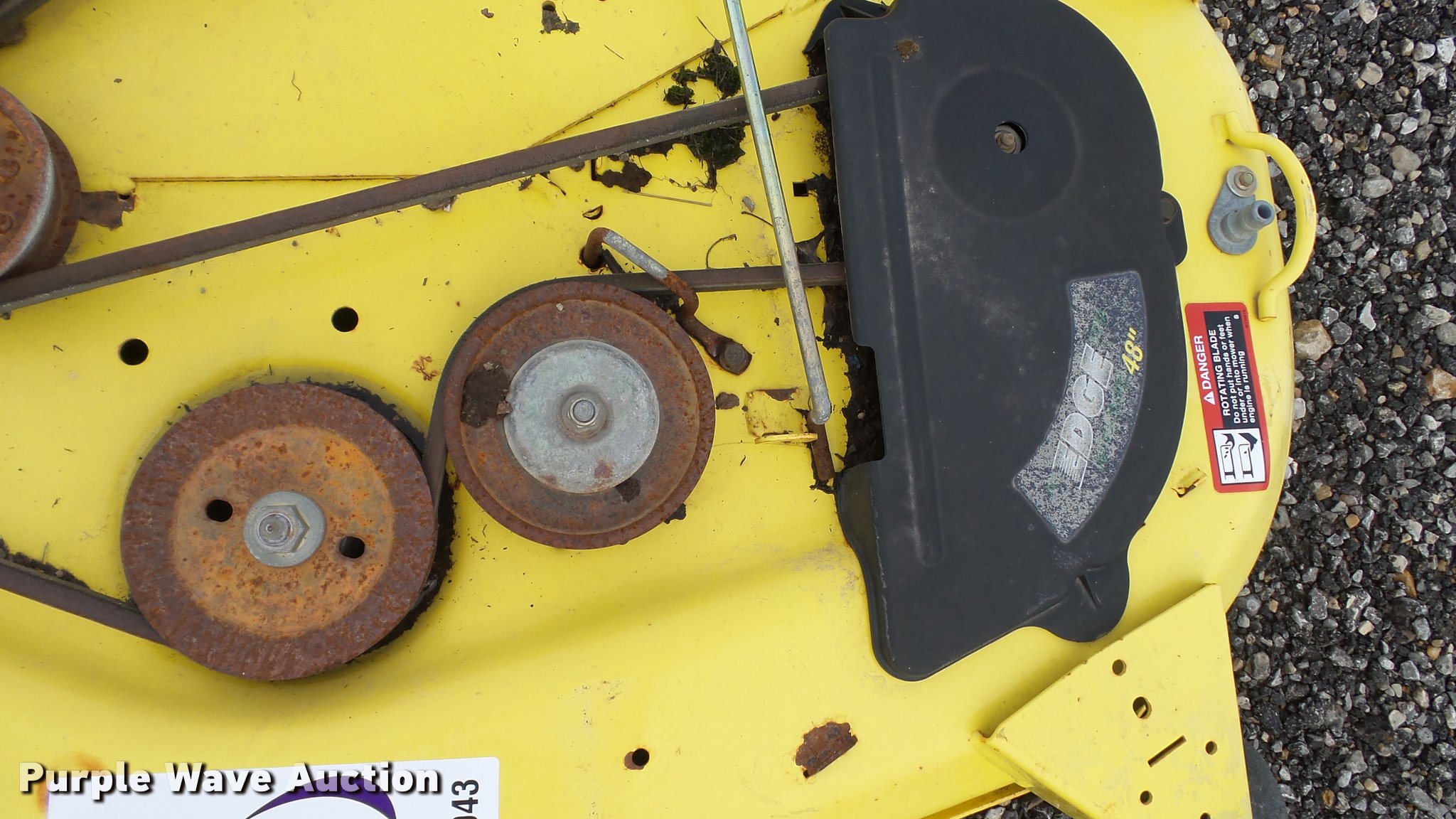 John Deere edge cutting system in Baldwin City, KS Item DA1943 sold