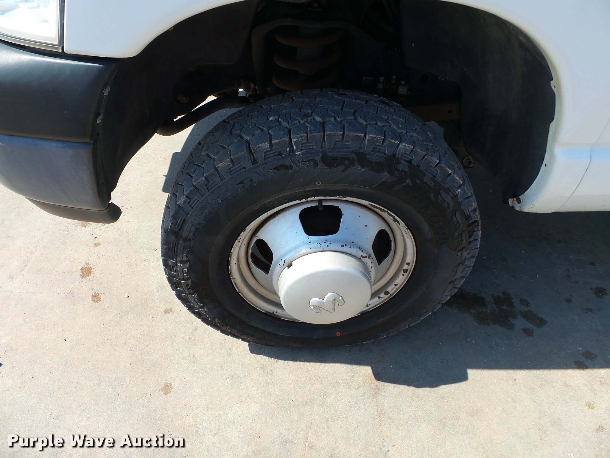 2007 Dodge Ram 3500 flatbed pickup truck in Cooter, MO Item DA2346