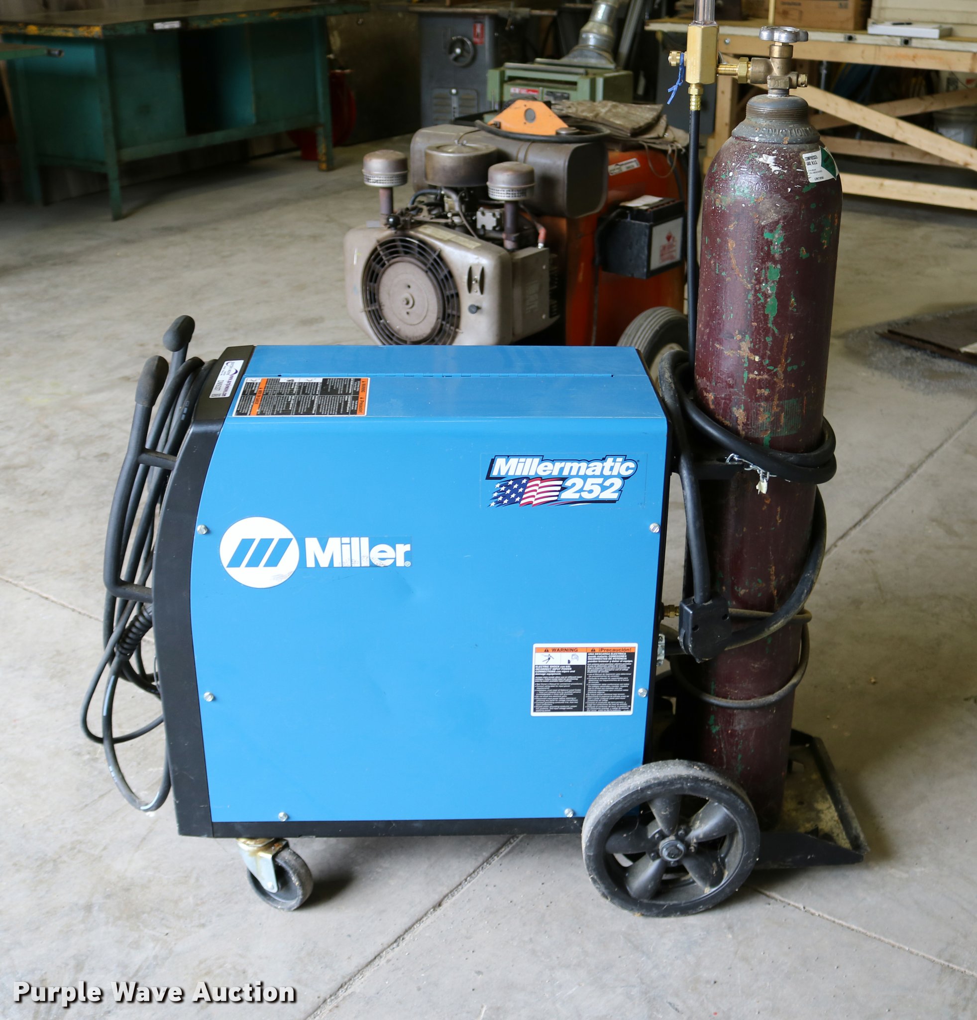 Miller Millermatic 252 welder in Salina, KS Item DM9337 sold Purple