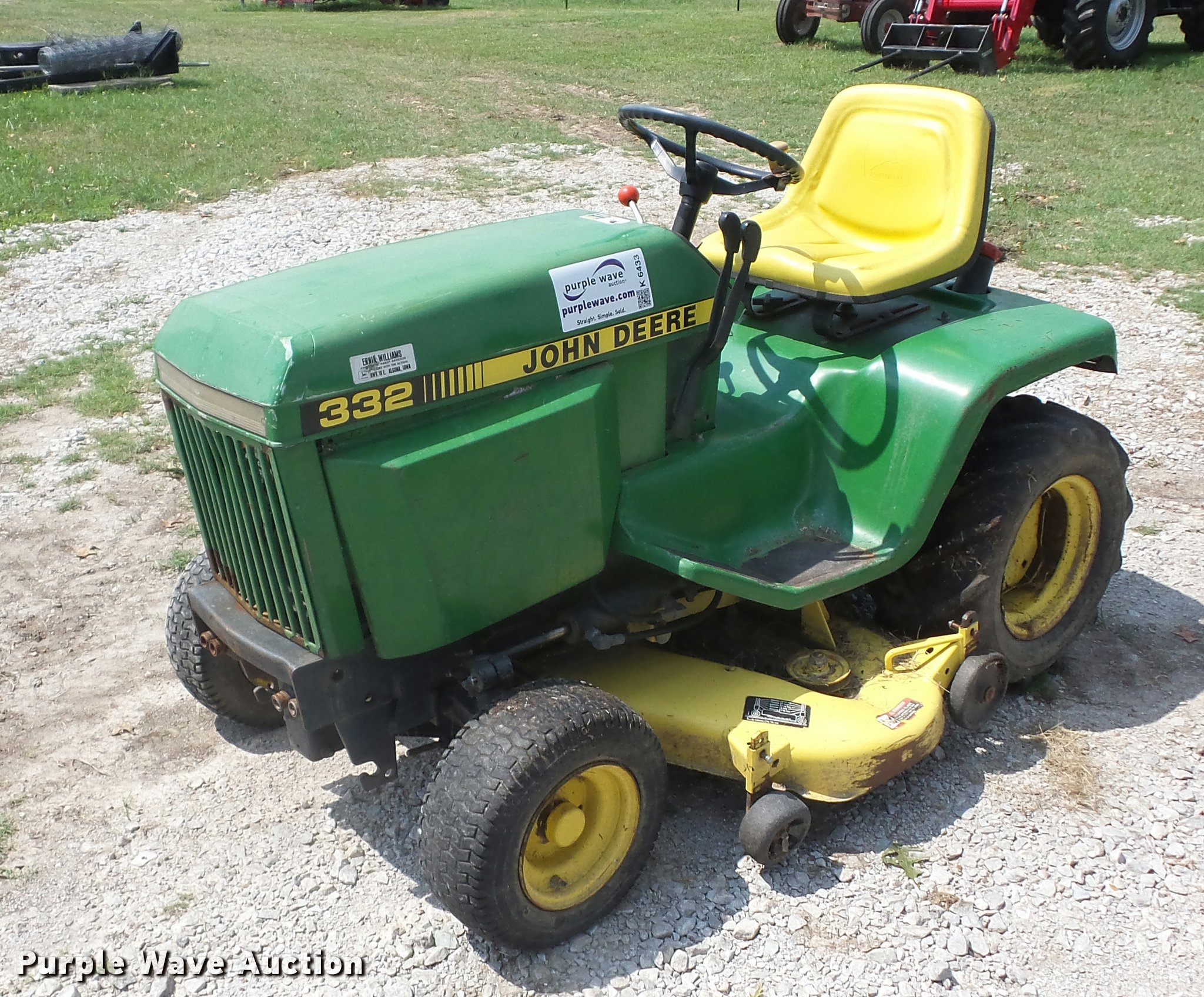 John Deere 332 >> John Deere 332 Lawn Mower Item K6433 Sold August 30 Veh John Deere 332 >> John Deere 332 Lawn Mower Item K6433 Sold August 30 Veh