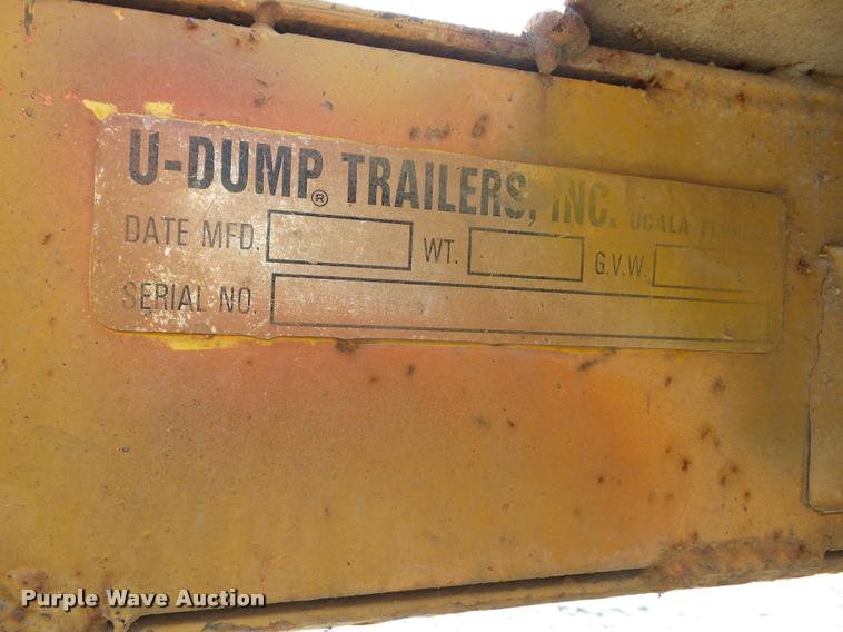 image for item AX9069 1999 U-Dump vacuum trailer