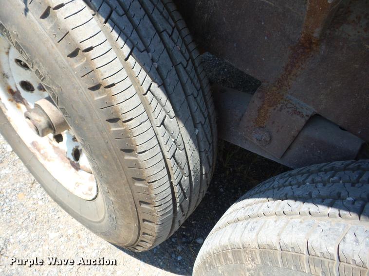 image for item AX9069 1999 U-Dump vacuum trailer