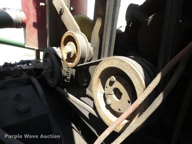 image for item AX9069 1999 U-Dump vacuum trailer