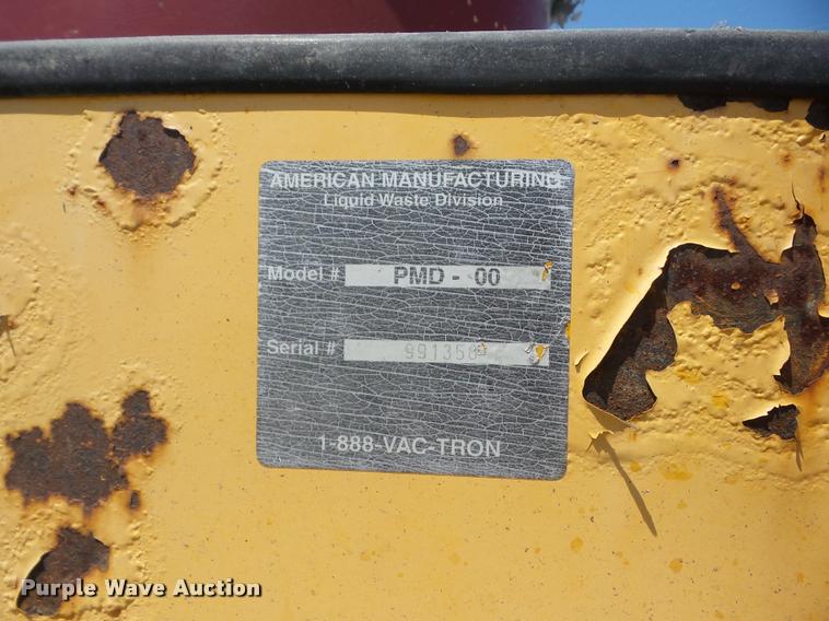 image for item AX9069 1999 U-Dump vacuum trailer