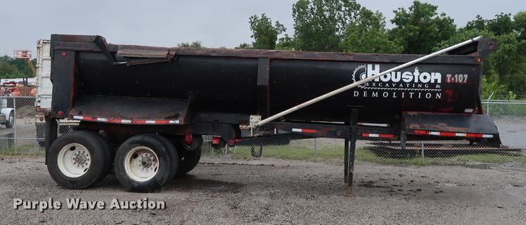 image for item BG9501 1997 Clement RKHS2626 end dump trailer