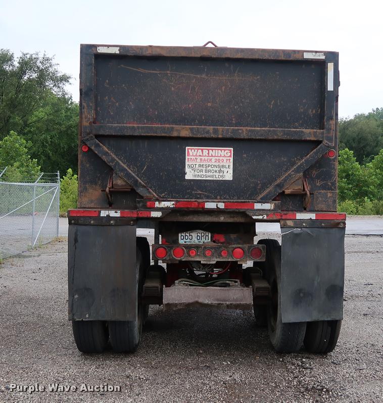 image for item BG9501 1997 Clement RKHS2626 end dump trailer