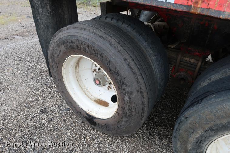 image for item BG9501 1997 Clement RKHS2626 end dump trailer