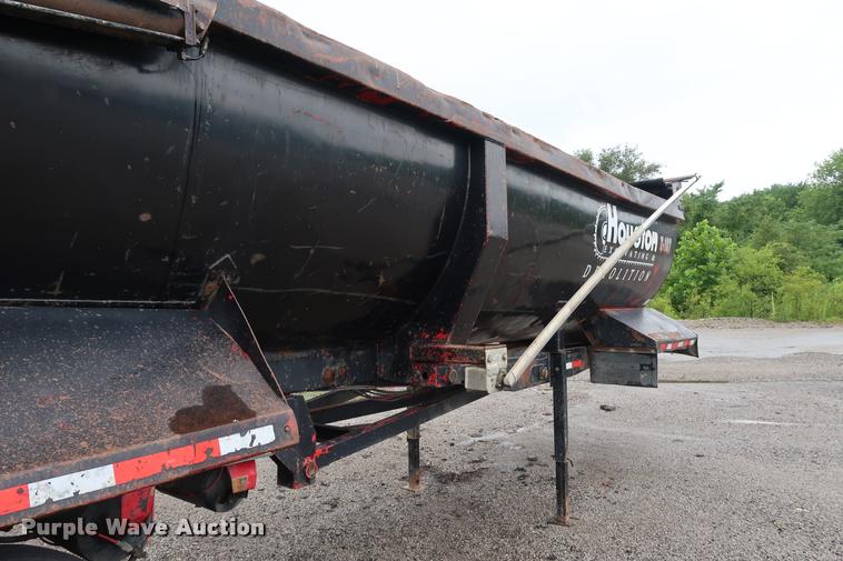 image for item BG9501 1997 Clement RKHS2626 end dump trailer