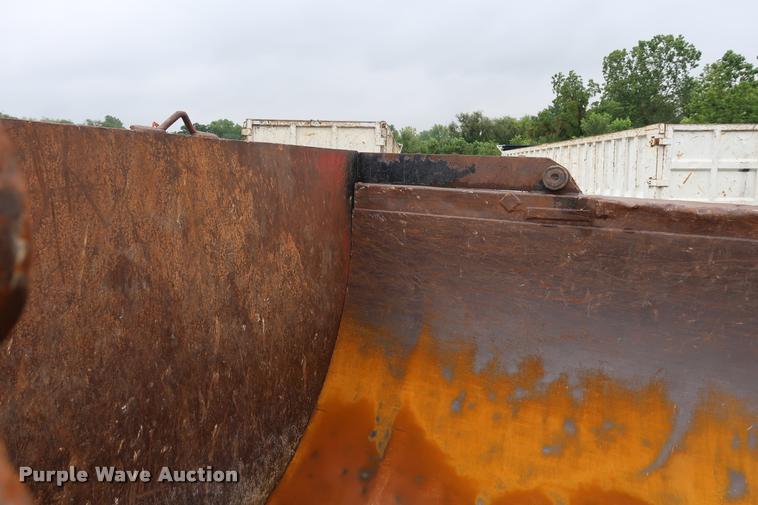 image for item BG9501 1997 Clement RKHS2626 end dump trailer