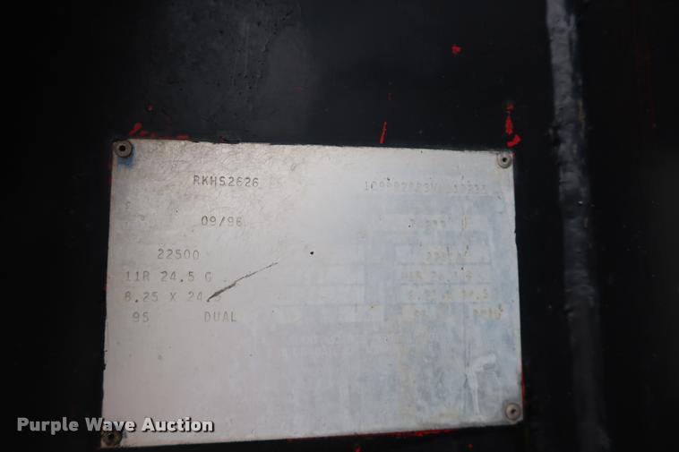 image for item BG9501 1997 Clement RKHS2626 end dump trailer